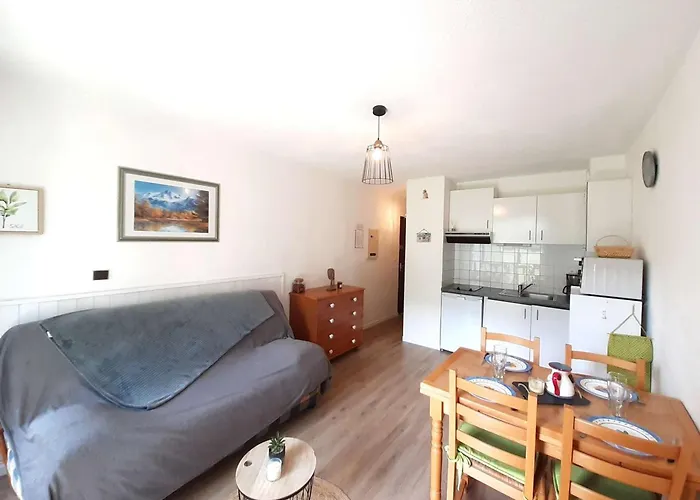 T2 à Vielle-aure, 4 Pers, Balcon Sud, Parking, Kitchenette équipée, Proche Commodités - Fr-1-457-325 Appartement *